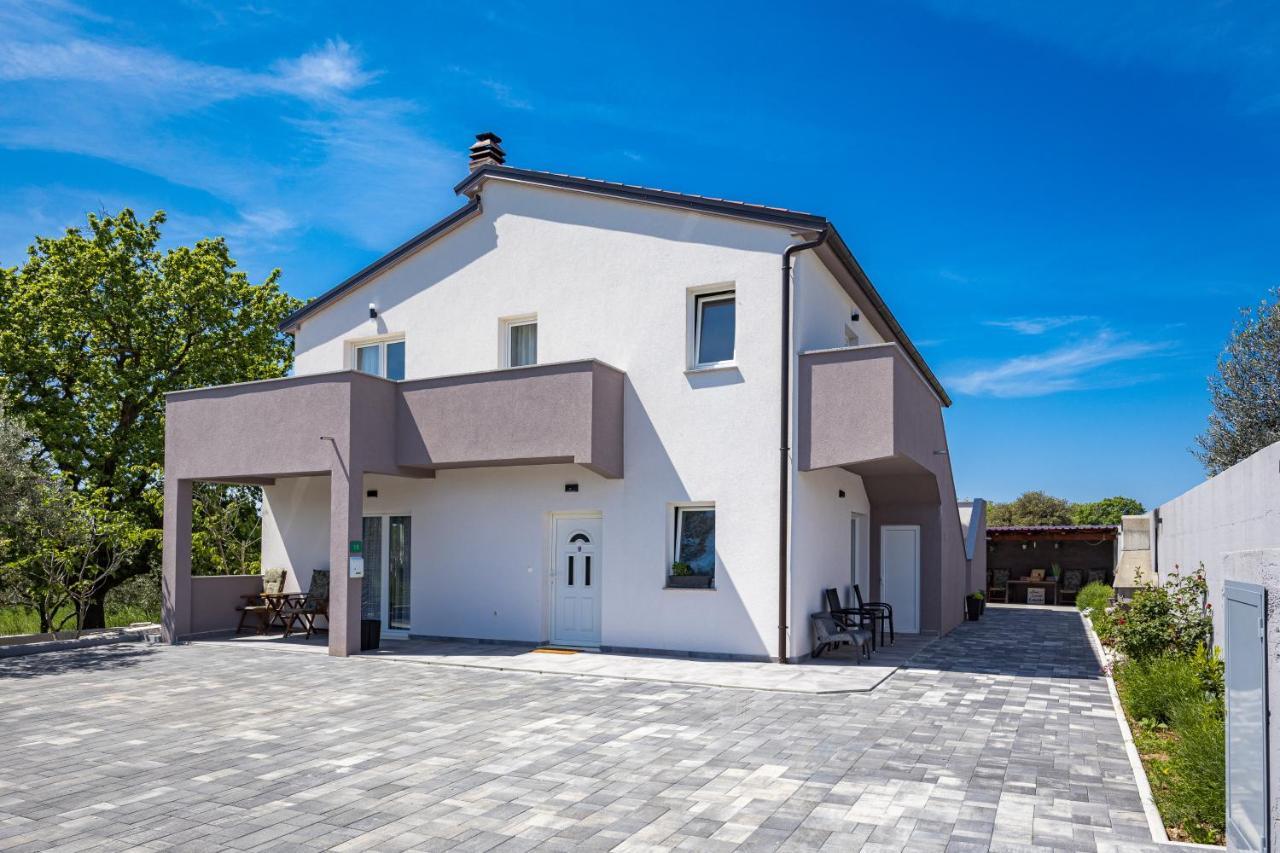 Luxury Apartments Lotus&Lovor Pula Exterior foto