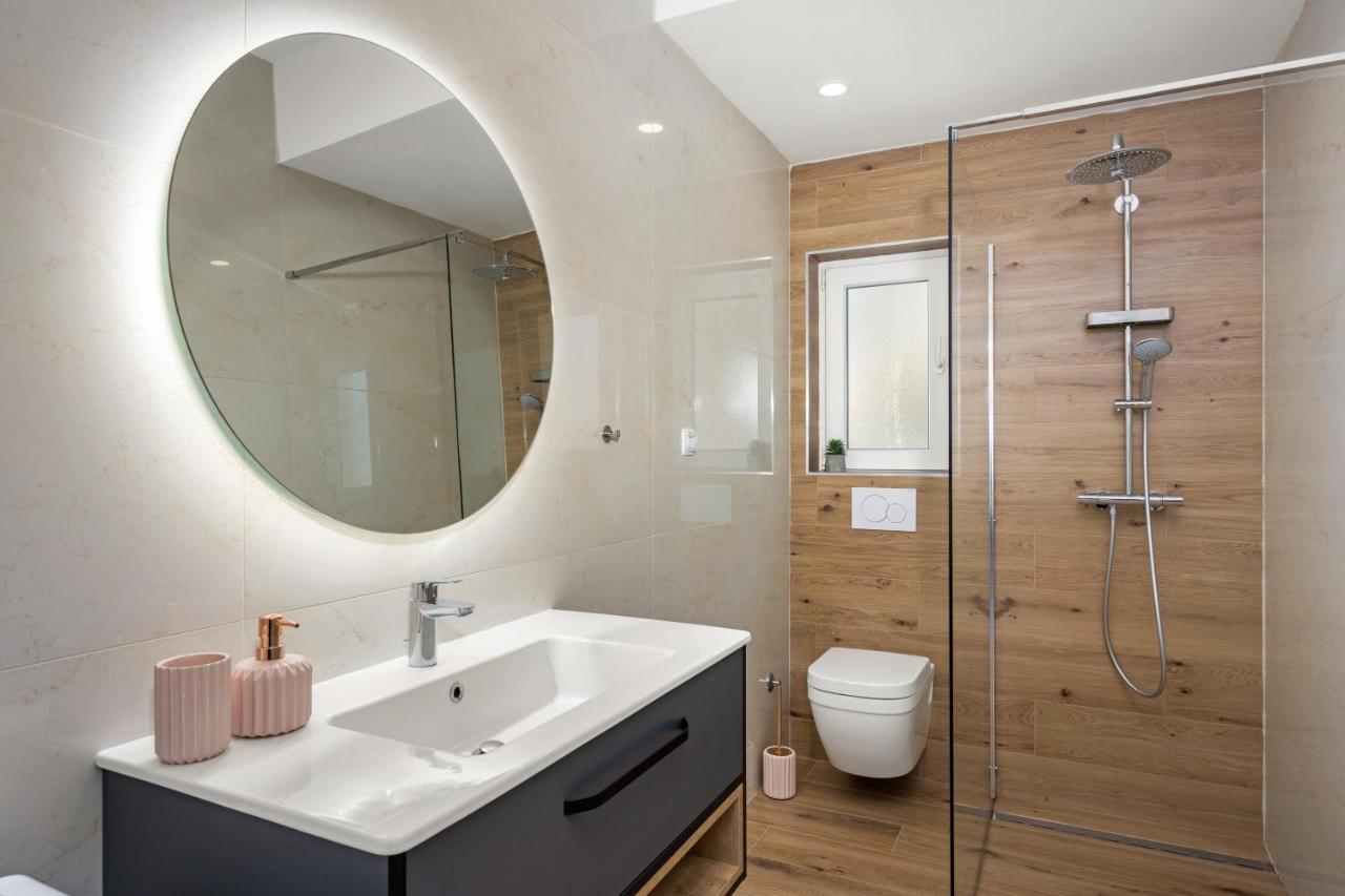 Luxury Apartments Lotus&Lovor Pula Exterior foto