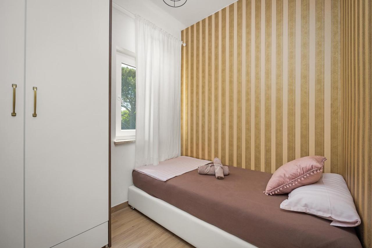 Luxury Apartments Lotus&Lovor Pula Exterior foto